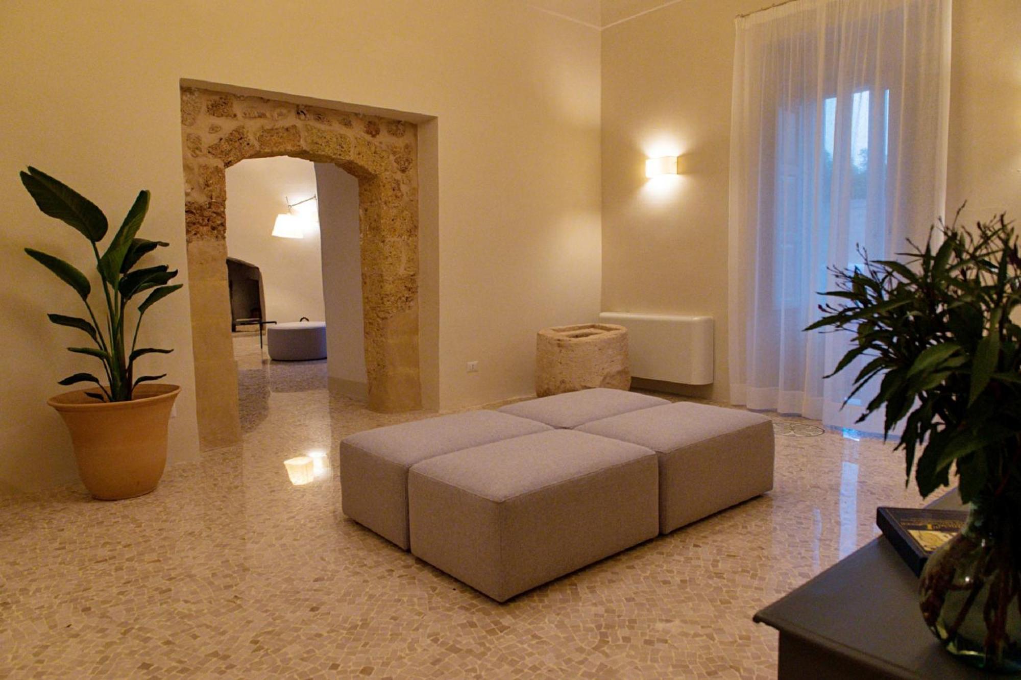 Hotel Palazzo Pati à Tiggiano Extérieur photo